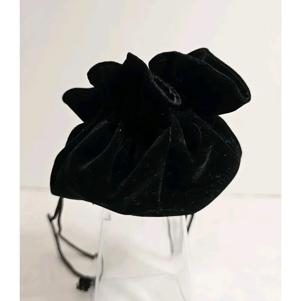 Unbranded velvet jewelry